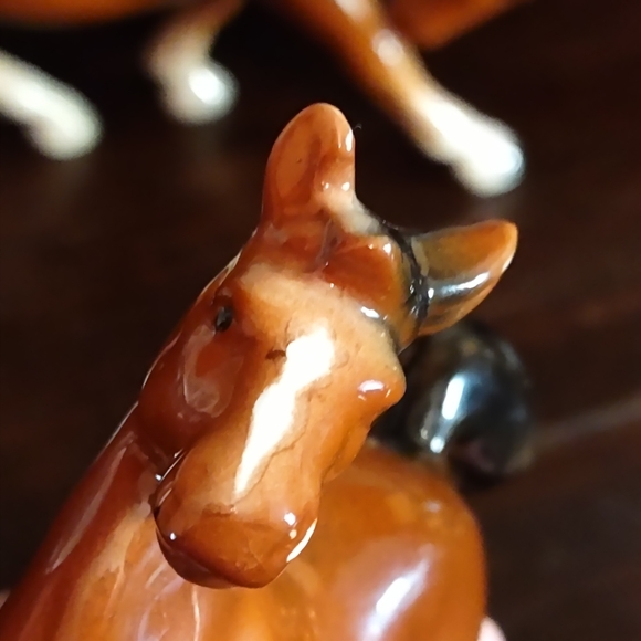 Mare & Foal China Horse Figurines/Statues.2 Vintage Horse Statues - Picture 9 of 12